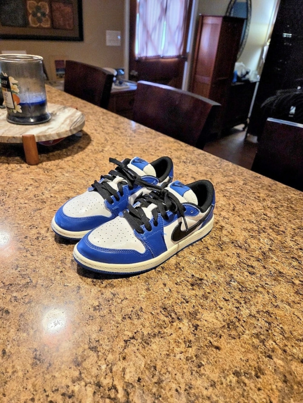Nike Air Jordan 1 Low Blue & White Like New
